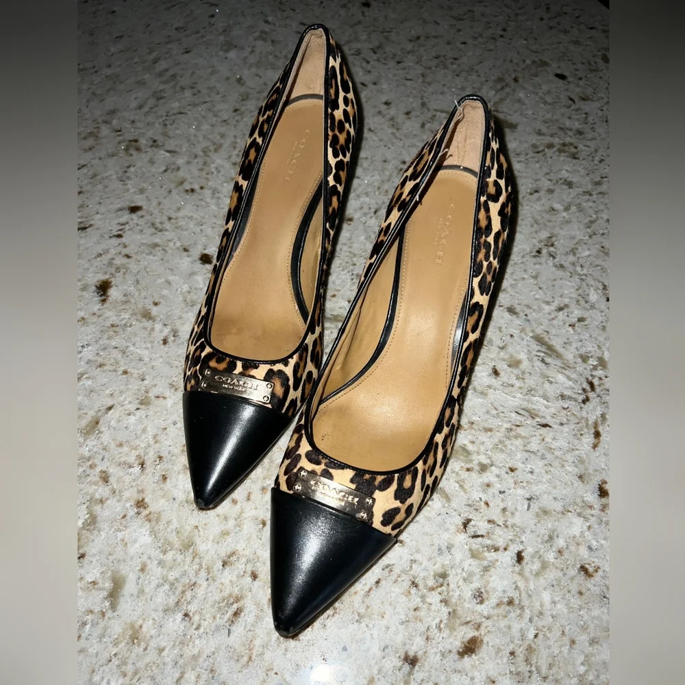 Women's Coach Zan Pointed Toe Animal Leopard Print Haircalf, Size 9.5 - Picture 7 of 8